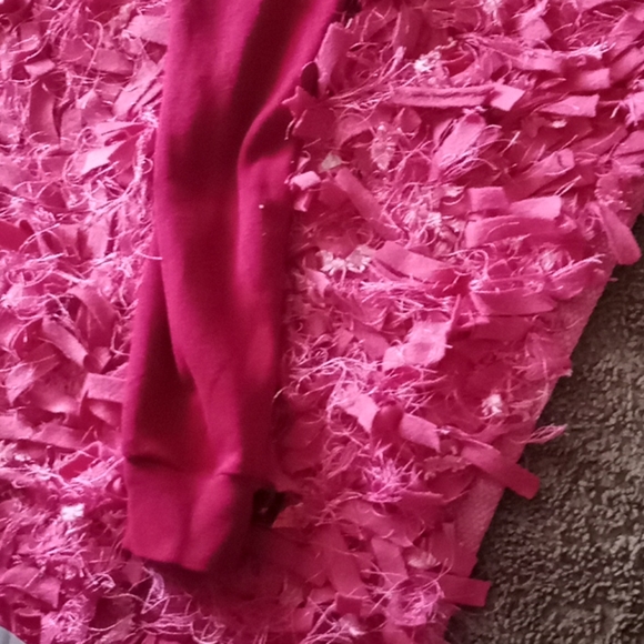 I'm selling a jacket for kids - Picture 2 of 4